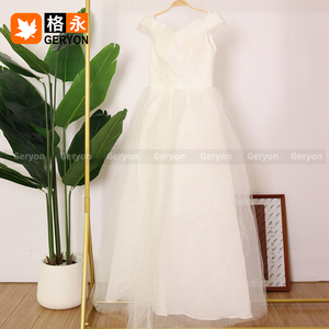 Geryon Vintage Bulk usado vestido <span class=keywords><strong>de</strong></span> <span class=keywords><strong>novia</strong></span> mixto <span class=keywords><strong>de</strong></span> <span class=keywords><strong>segunda</strong></span> <span class=keywords><strong>mano</strong></span> ropa <span class=keywords><strong>de</strong></span> <span class=keywords><strong>novia</strong></span> para damas ropa usada 45KG balas - Product Image 2