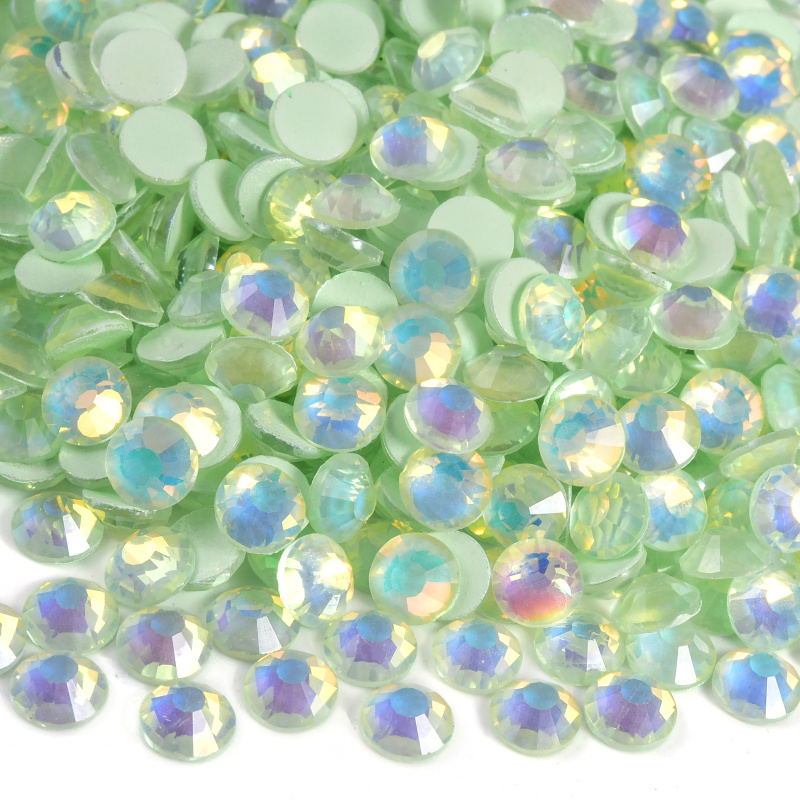Lt.peridot Opale lumineuse