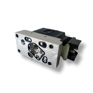 ตัวกระตุ้นไฟฟ้า PVEH 11-32 V PASS 11166824 PVEH32-ACTUATOR--S7-1x4DIN-H-PAS แทนที่ 157B4033 และ 157B4073 11166824 ไฮดรอลิก - Product Image 2