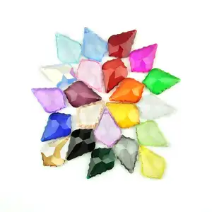 Ehre des Kristalls Mischfarbe Ahornblatt Tropfen Kristall Kronleuchter Teile Glas teile Für Lampen zubehör Dekoration