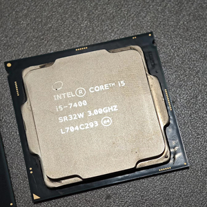 ใช้ซีพียูเดสก์ท็อป Intel Core <span class=keywords><strong>I5</strong></span>-<span class=keywords><strong>9400</strong></span> (6 คอร์/6 เธรด, 2.9-4.1 GHz, แคช 9MB, LGA1151, 65W) - Product Image 5