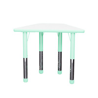 Bureau d'étudiant avec plateau trapézoïdal, table et chaise combinées pour enfants, idéal pour l'enseignement scolaire octogonal