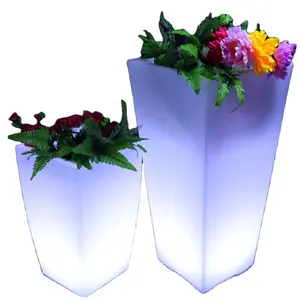 डिजाइन बहुभुज चमकदार फूल पौधे के बर्तन बगीचे के आउटडोर और इनडोर सजावट रिचार्जेबल बर्तन और प्लांटर्स