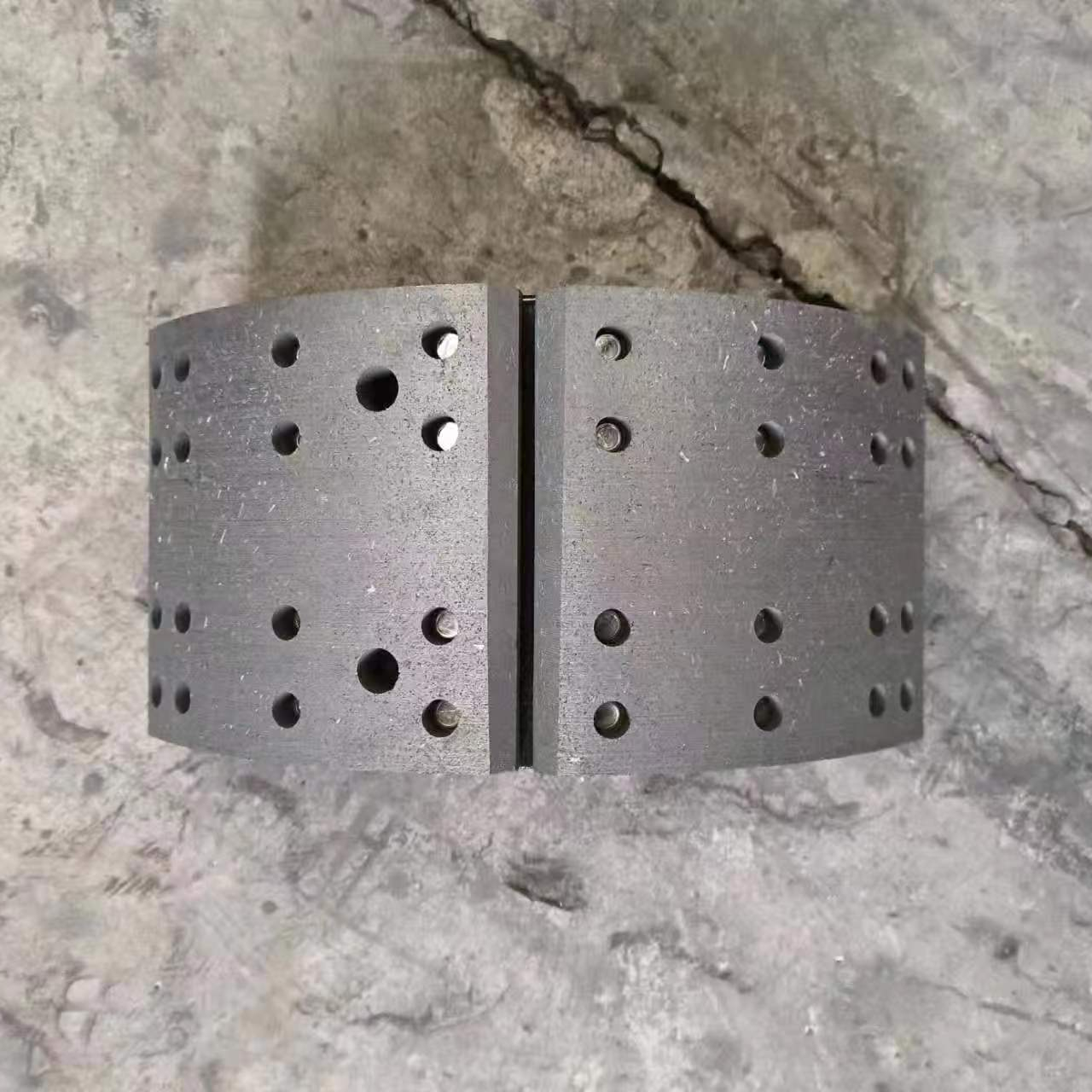 Тормозная накладка FUWA 13T, тормозной башмак в сборе для грузовиков и прицепов