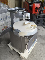 Machine à couper les boules de pâte Machine à couper les boules de pâte à la vapeur Diviseur automatique de pâte à pain pour la boulangerie et le coupeur de boules de pâte