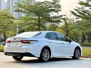 Toyota Camry <span class=keywords><strong>2019</strong></span> Hybride 2.5HG 2.5L 178 ch L4 Hybride Toit ouvrant panoramique Caméra de recul Régulateur de vitesse Voiture d'occasion - Product Image 4