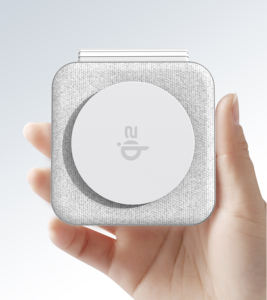 Accesorios de viaje más vendidos, almohadilla de carga inalámbrica ultra delgada, estación de carga inalámbrica de carga rápida 2 en 1 <span class=keywords><strong>para</strong></span> auriculares Iwatch - Product Image 2