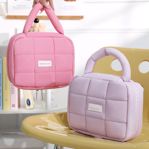 Trousse de Maquillage Matelassée Rembourrée, Sac de Voyage Cosmétique Portable, Organisateur de Rangement pour Soins de la Peau et Articles de Toilette Couleurs Pastel Mignonnes - Product Image 2
