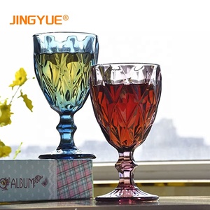 Bán Buôn Đồ Thủy Tinh Cổ Điển Ly Rượu Vang Màu Chạm Nổi Pha Lê Họa Tiết Kim Cương Cổ Điển 220Ml 7.7Oz Cho Tiệc Cưới - Product Image 4