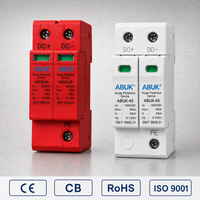 Dispositif de protection contre les surtensions AC 385V 500V SPD 2P 40kA Type 2 Parafoudre AC Protection sur rail DIN pour sortie d'onduleur solaire