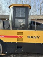 Compacteur routier d'occasion 30 tonnes Sany SPR300C-8 à pneus pneumatiques, entraînement hydraulique complet, pneus en caoutchouc 200-540 KPa, compacteur de sol