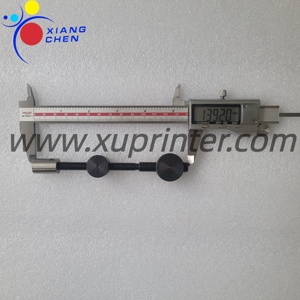Vis de réglage de rouleau d'eau fabriquée en Chine M2.030.011F pour machine d'impression Heidelberg - Product Image 3