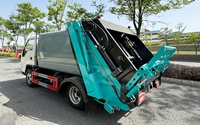 Camion compacteur à ordures ISUZU 5 m³ 4x2 Diesel Boîte de vitesses manuelle