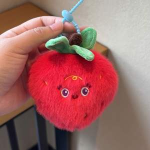 Llavero de peluche creativo con expresiones divertidas de vegetales (cebolla, jengibre, ajo) y frutas, muñeco de máquina de garras, China Mix Match - Product Image 5