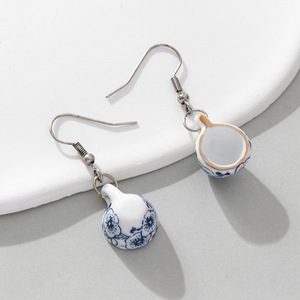 SC Jewelry Vintage Creative Céramique Crochets D'<span class=keywords><strong>oreille</strong></span> Déclaration Conception Peint À La Main Céladon Porcelaine Tasses À Thé Boucles D'oreilles Cadeaux pour Femmes - Product Image 4