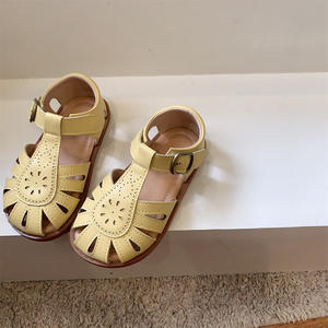 Sandalias retro de alta calidad, grabadas y caladas, zapatos infantiles transpirables, zapatos casuales para niños y niñas, zapatos deportivos. - Product Image 6