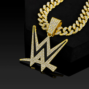 Collana Unisex Stile Hip Hop 2026 con Ciondolo a Lettera Creativa e Numero, Catena in Lega di Zinco, Ideale come Regalo - Product Image 1