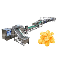 Industriële fabriek voor de productie van aardappelchips met borstel-schiller, snijmachine, continue friteuse en verpakkingslijn