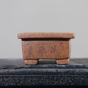 Pot à bonsaï carré Zisha fait à la main en argile violette, petits pots de bureau pour plantes de la taille d'une paume - Product Image 2