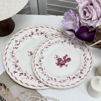 Assiettes en céramique florales roses vintage, assiettes à dîner en porcelaine de luxe à bord doré, plat à salade plissé côtelé pour la décoration de table de mariage