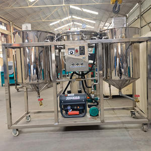 Machine de raffinage <span class=keywords><strong>d</strong></span>'huiles comestibles 900L pour <span class=keywords><strong>huile</strong></span> de sésame, <span class=keywords><strong>huile</strong></span> <span class=keywords><strong>d</strong></span>'arachide, <span class=keywords><strong>huile</strong></span> de soja, <span class=keywords><strong>huile</strong></span> de noix de coco, <span class=keywords><strong>huile</strong></span> de tournesol, équipement de raffinage <span class=keywords><strong>d</strong></span>'huiles - Product Image 3