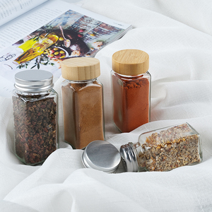 Ucuz fiyat 4 Oz 120Ml kare baharat mutfak boş çeşniler tuz baharat şişeleri cam kavanozlar <span class=keywords><strong>Set</strong></span> ile Shaker kapaklar - Product Image 2