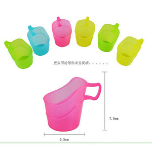 Disposable Plastic Cup Holder 6.5cm x 7.5cm Multi Color For <b>Drinkware</b> <b>Accessories</b> - Product Image 1