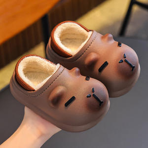 รองเท้าแตะผ้าฝ้ายสำหรับใช้ในบ้าน รุ่นวินเทอร์คลาสสิค ปิดนิ้วเท้า กันลื่น พื้นนุ่ม อุ่น พร้อมฉนวนกันความร้อน ระบายอากาศได้ดี ป้องกันกลิ่น - Product Image 2