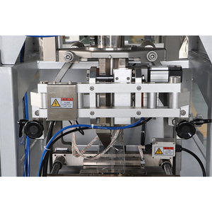 Petite machine d'emballage verticale automatique de bonbons à éclater <span class=keywords><strong>Pop</strong></span> Rocks reliant la machine d'emballage de sacs en continu - Product Image 3