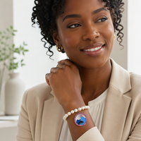 Bracelet de la Sororité JJ avec médaillon en émail bleu et rose et perles imitation nacre pour événements de chapitre, cadeaux de la fraternité