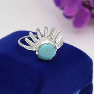 Diseños de anillo de Ley de Medio sol turquesa de Arizona de estilo elegante con pulido de larga duración para uso diario, joyería de función de fiesta - Product Image 1
