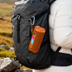 Mini haut-parleur portable essentiel <span class=keywords><strong>pour</strong></span> les fêtes, compatible V5.0, 10W, basses riches, étanche IPX6, autonomie 6H, lumière RGB <span class=keywords><strong>pour</strong></span> <span class=keywords><strong>piscine</strong></span>, plage, camping - Product Image 4