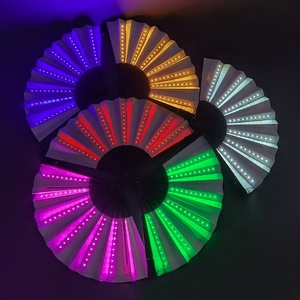 Abanico Plegable de Bambú LED Chino de Lujo, Colorido, con Diseño Ecológico, Estilo Clásico Tradicional, Precio de Fábrica - Product Image 1