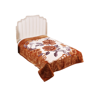 Tùy Chỉnh Kích Thước Mùa Đông Raschel Chăn Ném Mềm Mại Ấm Áp Hoa In 100% Polyester Dệt Kim Chăn Nhà Máy - Product Image 4