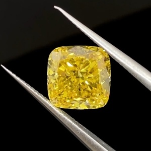 Diamante Suelto Messi Jewelry, 4.07ct, VVS2, Corte Cojín, Amarillo Intenso Fantasía, Diamante Cultivado en Laboratorio - Product Image 1
