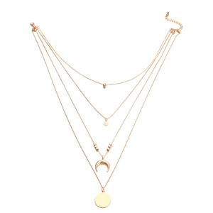 Collar con colgante de disco de Luna multicapa para mujer, colgante de tres capas con personalidad a la moda - Product Image 4