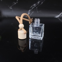 Flacon de parfum en verre transparent automatique de 10 ml, plat, vide, à suspendre, avec logo personnalisé pour désodorisant de voiture