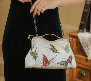 Recién llegado, bolsos de <span class=keywords><strong>mano</strong></span> de mujer de mariposa bordada de estilo antiguo, bolso de <span class=keywords><strong>mano</strong></span> de diseñador para banquete Cheongsam para mujer con cadena - Product Image 6