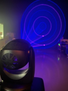 Máy Chiếu <span class=keywords><strong>Laser</strong></span> Lazer 5W 2022 Qixin Đèn <span class=keywords><strong>Laser</strong></span> Vũ Trường Di Chuyển Nhiều Màu RGB 5Watt - Product Image 4