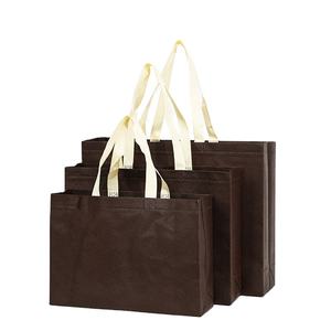 Bolsa de Mano de Alta Calidad y Durabilidad, Fabricada con Tela Laminada No Tejida, Asa Larga, Logotipo Personalizado Estampado en Caliente - Product Image 1