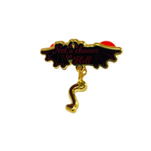 Spilla da bavero personalizzata in metallo nero da 3 pollici con smalto morbido e stampa UV, a tema animali violenti, spille da bavero personalizzate in smalto - Product Image 3