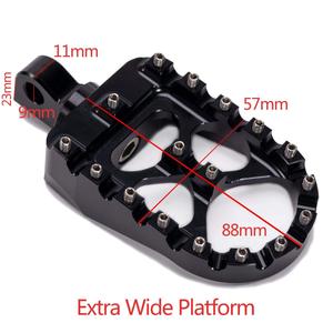 Reposapiés Anchos CNC 360 °   Estilo MX <span class=keywords><strong>Chopper</strong></span> Bobber Giratorio para Harley Dyna Sportster Fatboy Iron <span class=keywords><strong>883</strong></span>, Multicolor - Product Image 2
