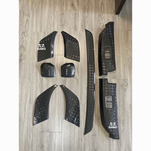 Kit anti-rayures Land Defender 110 2020-2025, ensemble de 9 pièces, protège facilement les zones du véhicule qui sont faciles à rayures - Product Image 1