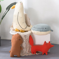 Chine Gros Doux Animal En Peluche Jouets Ours En Peluche Oreiller Simple Requin Oreiller Coussin À Vendre