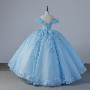ชุดเดรสงาน Quinceanera สีฟ้าซาตินลูกไม้สไตล์โคลอมเบีย ทรงบอลกาวน์ ยาวลากพื้น พร้อมชายกระโปรงแบบ Chapel Train ช่วงเอวทรงธรรมชาติ ลายพิมพ์ สำหรับวัยรุ่น XV Dons - Product Image 5