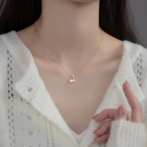 Collier en argent pur S925 avec pendentif symbole diamant, mode coréenne, luxe léger, accessoire INS, catégorie de produits : colliers en cristal - Product Image 2