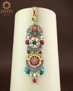 Conjunto de joyas Juda elegantes de oro y plata de lujo atemporal, colgantes de moda elegantes, dijes para bodas, compromisos, ocasiones especiales - Product Image 1