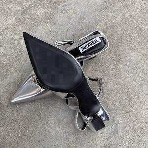 Nuovi sandali con <span class=keywords><strong>tacco</strong></span> alto da donna scarpe da sera estive <span class=keywords><strong>tacco</strong></span> <span class=keywords><strong>basso</strong></span> moda <span class=keywords><strong>oro</strong></span> sandali Slingback tacchi per le signore - Product Image 5