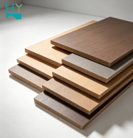 Panneau MDF mélaminé de qualité supérieure, grade E1, pour meubles, armoires et portes de placards