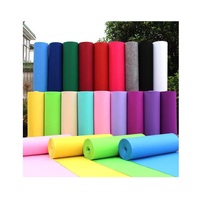 2026 Bestseller Teppiche aus Polyester-Material Roter Teppich für Veranstaltungen Hallendekoration Hochzeiten Ausstellungen Roter Kirchenteppich